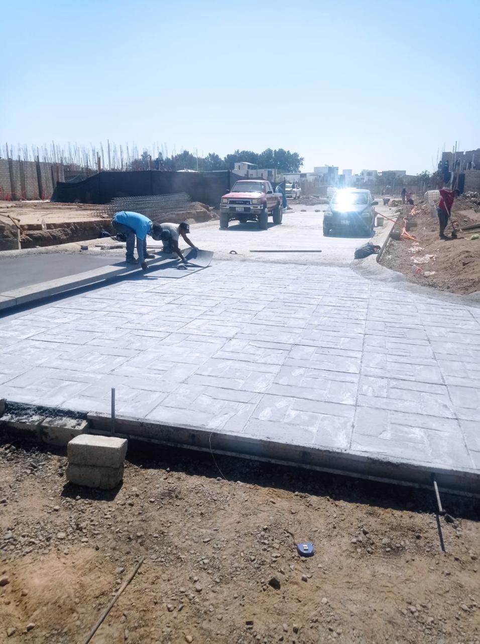 Pavimento de concreto estampado en urbanización